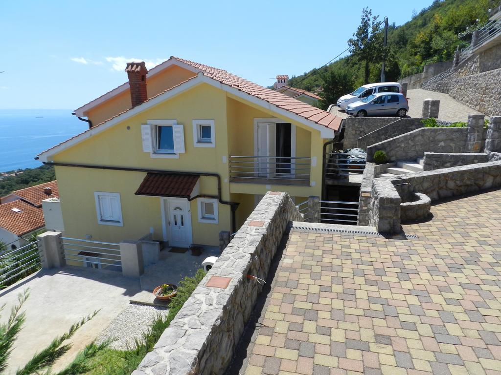 Apartments Belvedere Lovran Pokoj fotografie